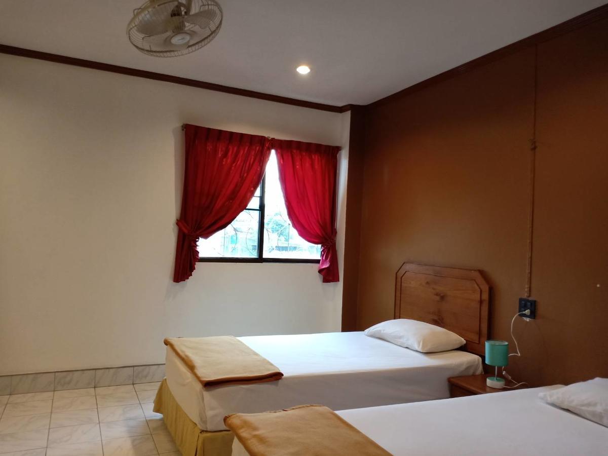 Hostel Kookkai House Patong Exterior foto